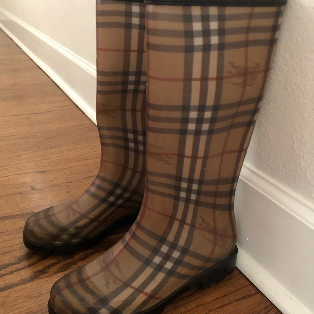 Burberry Rain boots - authentic